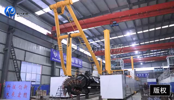 科大發巴基斯坦450絞吸船車間加工